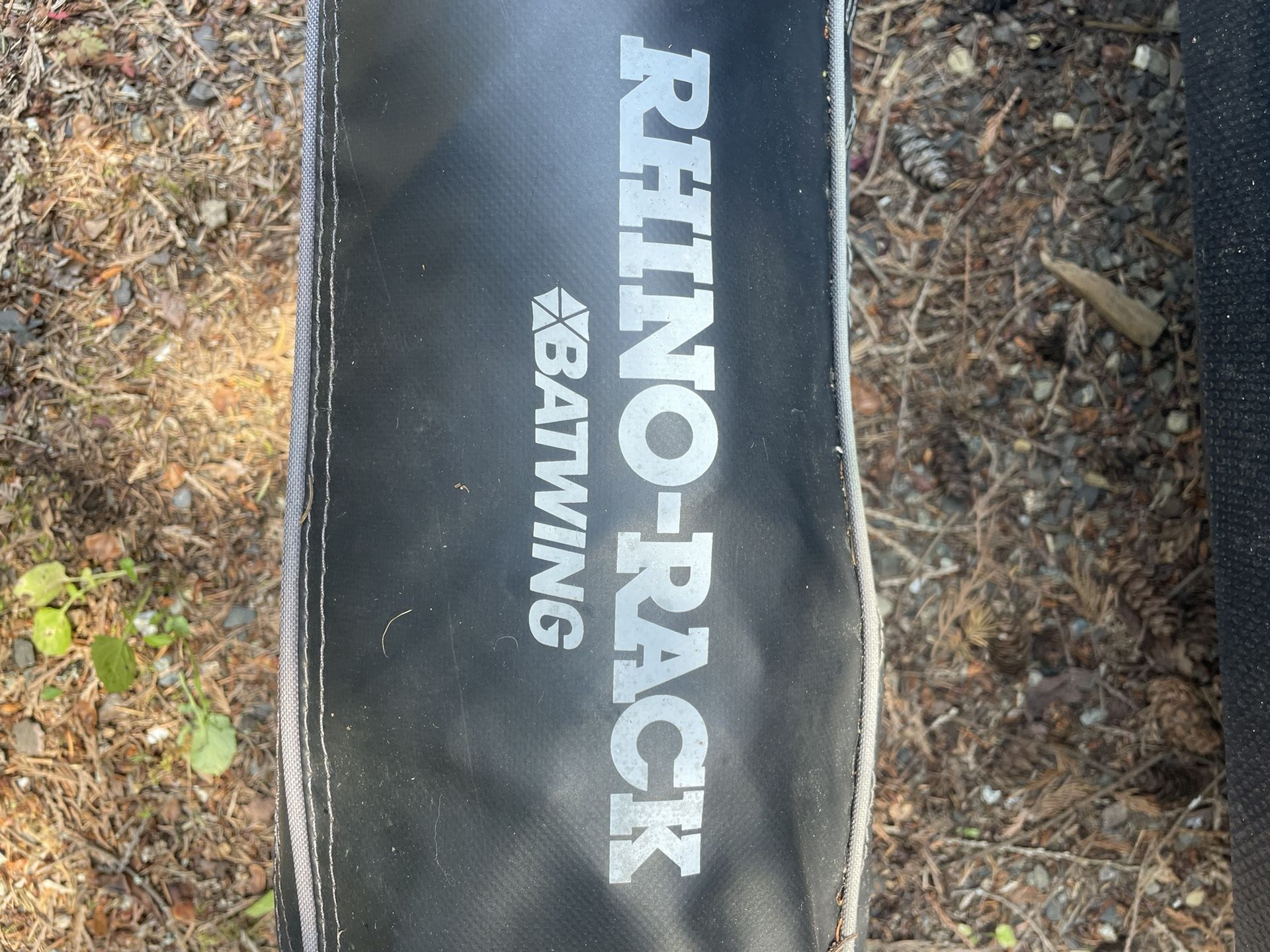 Rhino-rack Batwing 33200 (right)