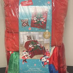 Jay Franco 2-Piece Disney Christmas Character Pillow and Oversized Throw
