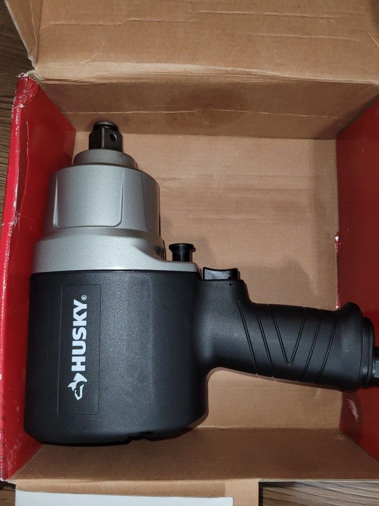 Husky Impact Wrench