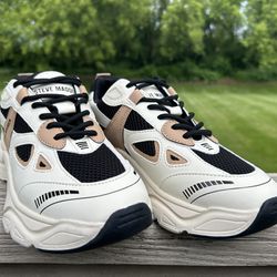 Steve Madden Possession Shoes - Size 8.5