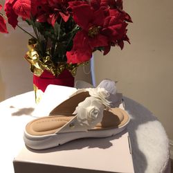 Taryn Rose Sandle