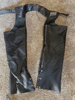Leather riding chaps