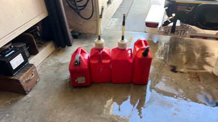 Gas cans