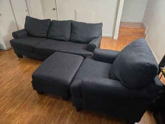 Livingroom set (sofa, loveseat, ottoman)