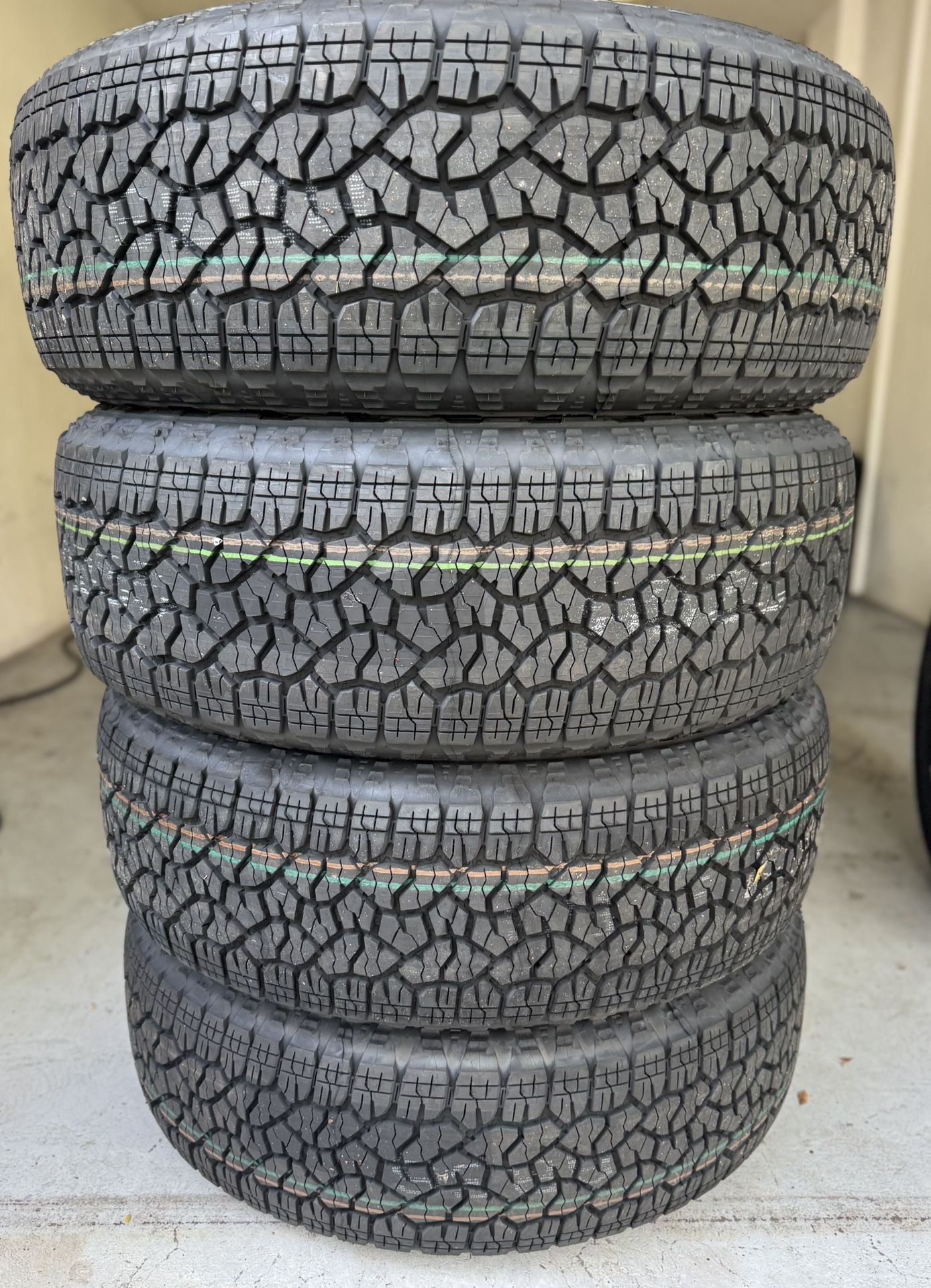f 4 Goodyear TrailRunner AT 275/60R20 Tires, Brand New