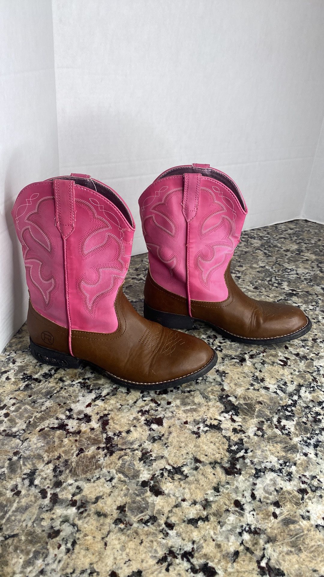 Girls Pink Roper light up boots Girls 2 cowgirl western equestrian