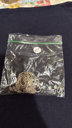 Mixed silver-Tone Jewelry Lot