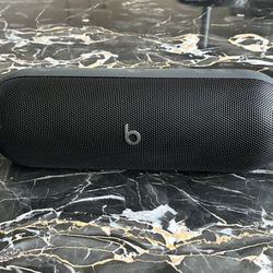 Beats Pill