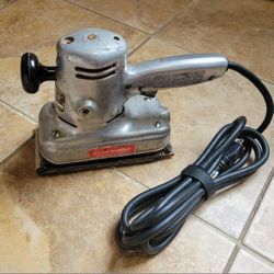 Vintage Black & Decker U-44 Deluxe Finishing Sander