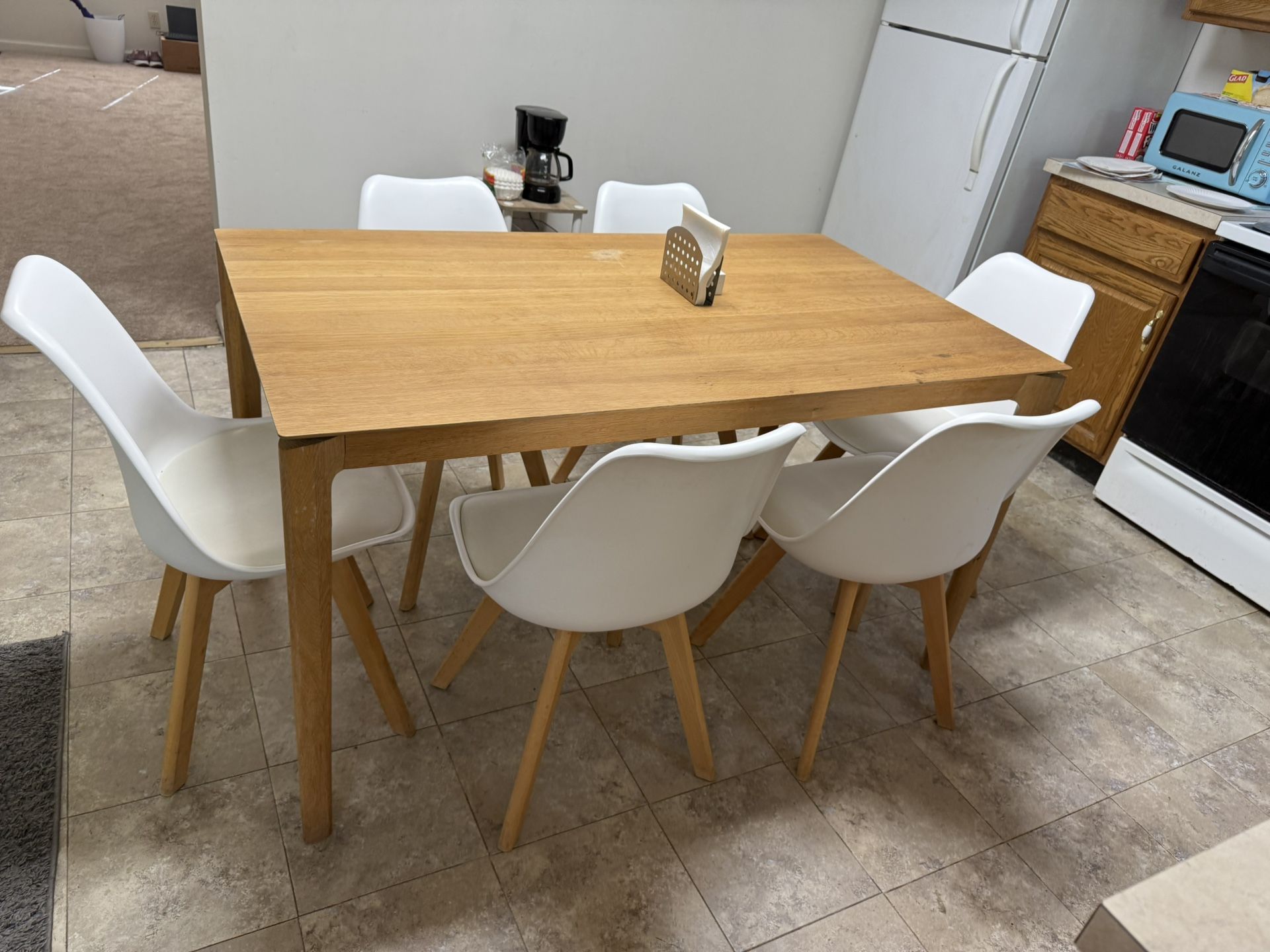 Kitchen Table & Six Chairs