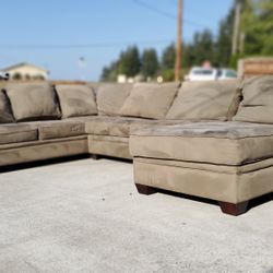 Wrap Around Sectional Couch “WE DELIVER”