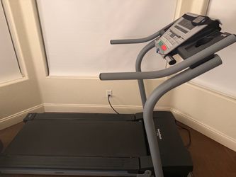 Nordic track C1800 s treadmill