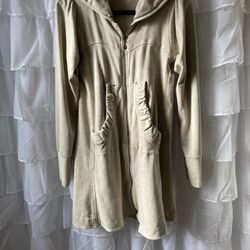 Woman’s Cream Sweatshirt Dress S