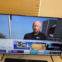 Samsung Q70 Series 65-Inch Smart TV, Flat QLED 4K UHD HDR - 2019 Model