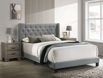 Serta queen bed