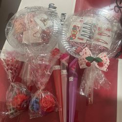 Bundle for $20 each once plate you get one flower and one little bagg 