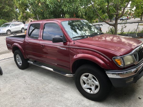 2004 Toyota Tacoma 4 door for Sale in Miami, FL - OfferUp