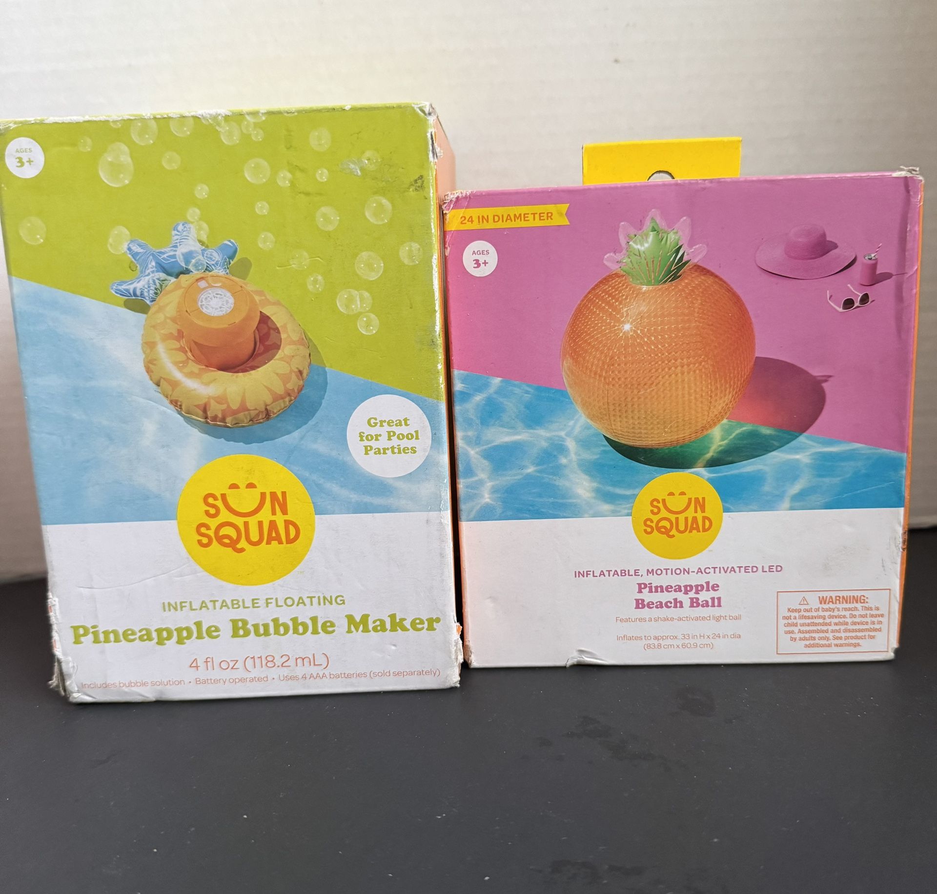 Pineapple 🍍 Pool Bubble Maker/ Beach Ball