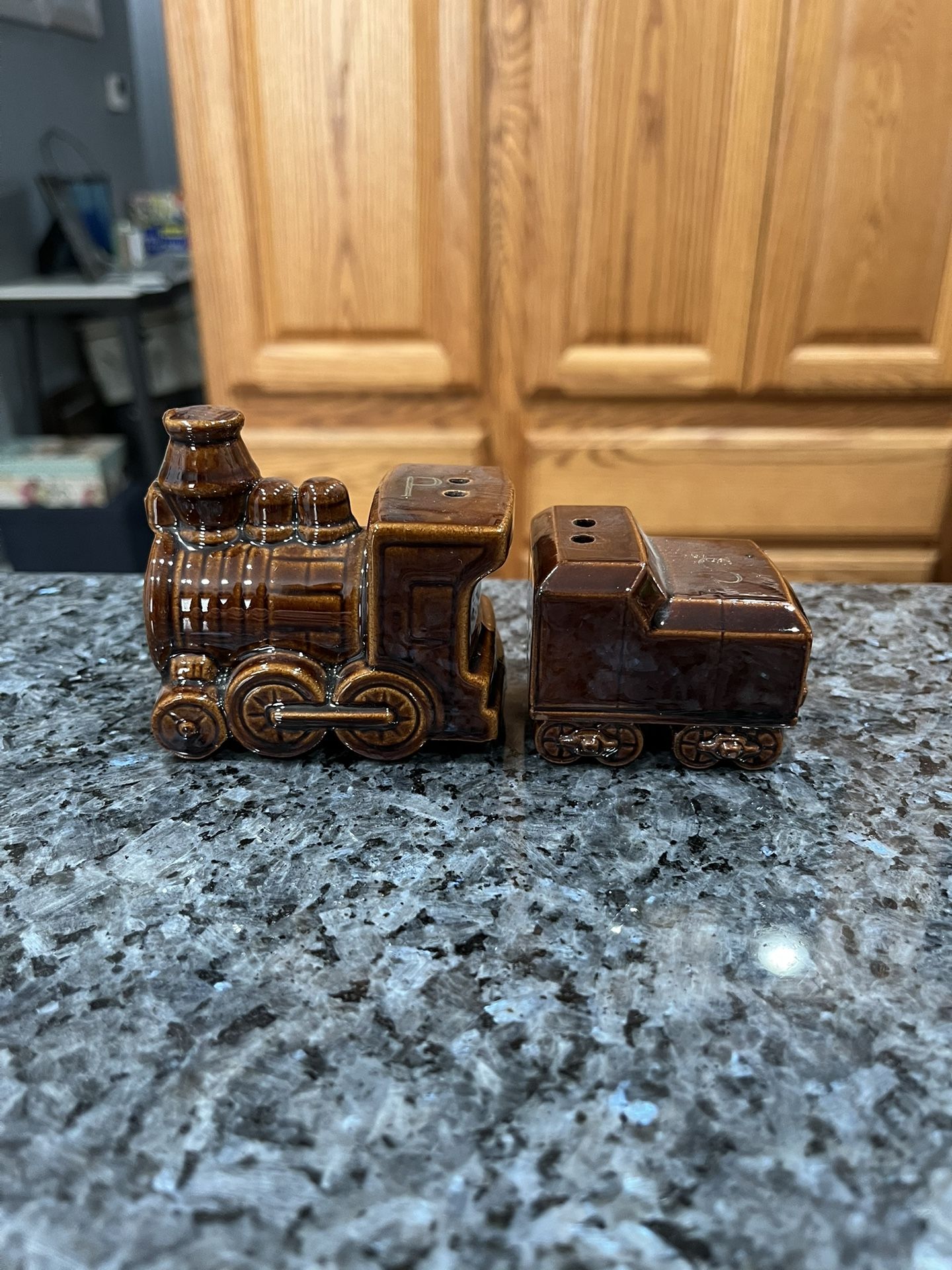 Vintage ceramic Brown Glossy Train and Engine Pair of  Salt and Pepper Shakers.  Preowned never used.  