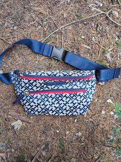 Tommy hillfiger side bag