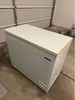 Thomson Chest Freezer 7 cu. ft.