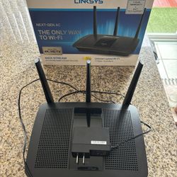 LINKSYS ROUTER