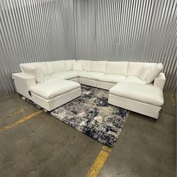 Delivery Available Thomasville Lowell 8-piece Fabric Cloud Modular Sectional Retail $3000
