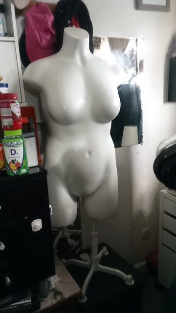 Female Mannequin With Adjustable Stand