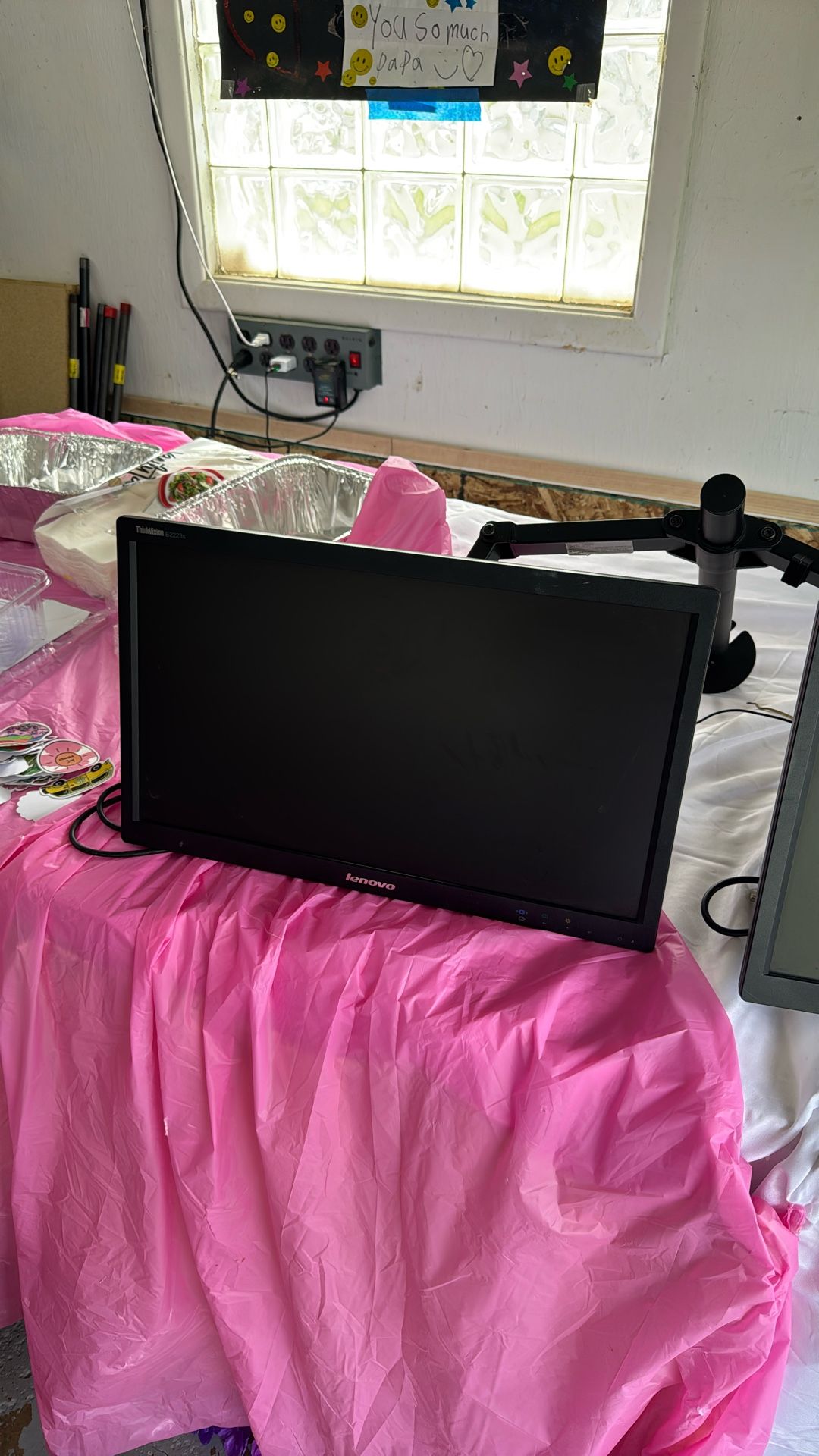 Monitors With Stand