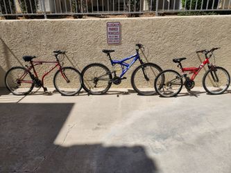 3 Mountain Bikes
