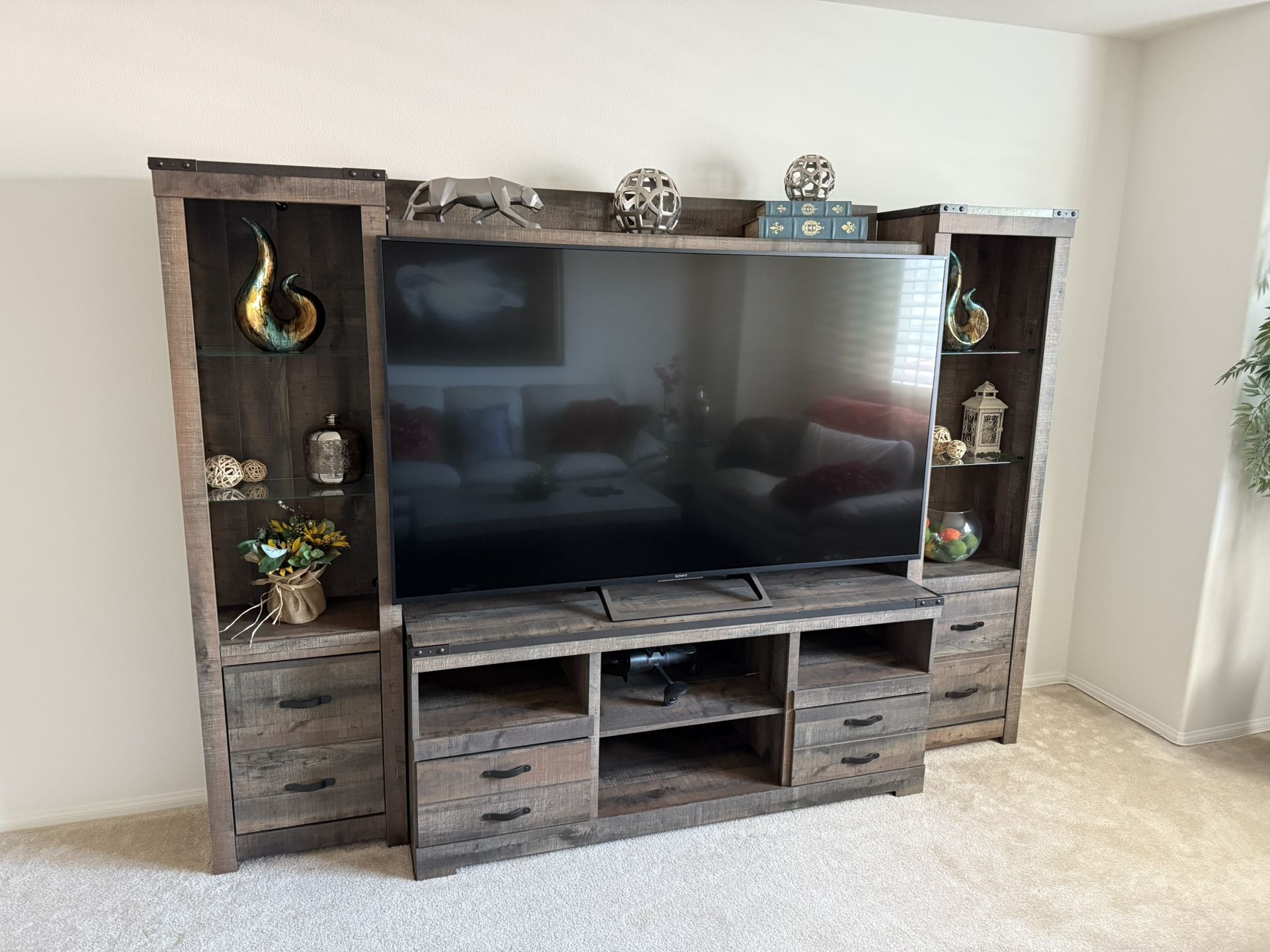 Tv Entertainment Center