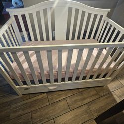 Graco Baby Crib