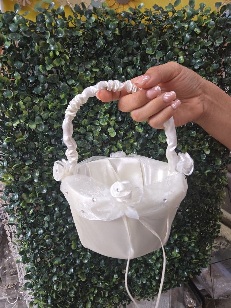  Ivory Flower Girl Basket