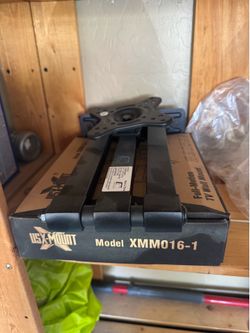 TV mounting kit