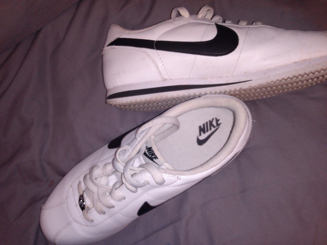 Nike Cortez Basic Leather Men's Casual Shoes Size 10