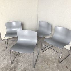 4 knoll handkerchief vignelli chairs
