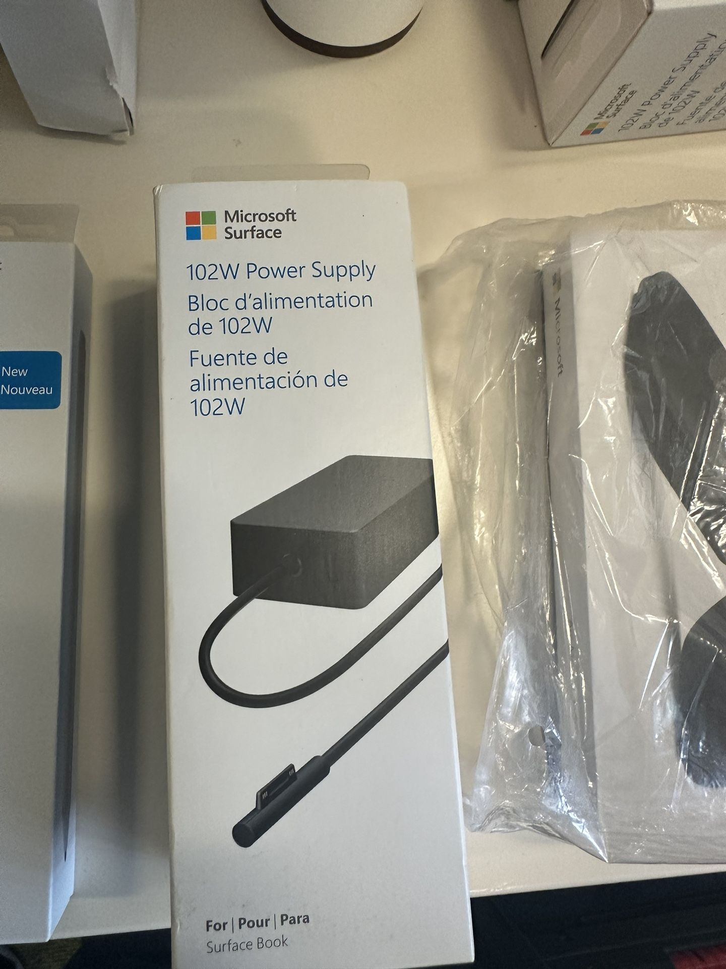 Microsoft Surface 102W Power Supply