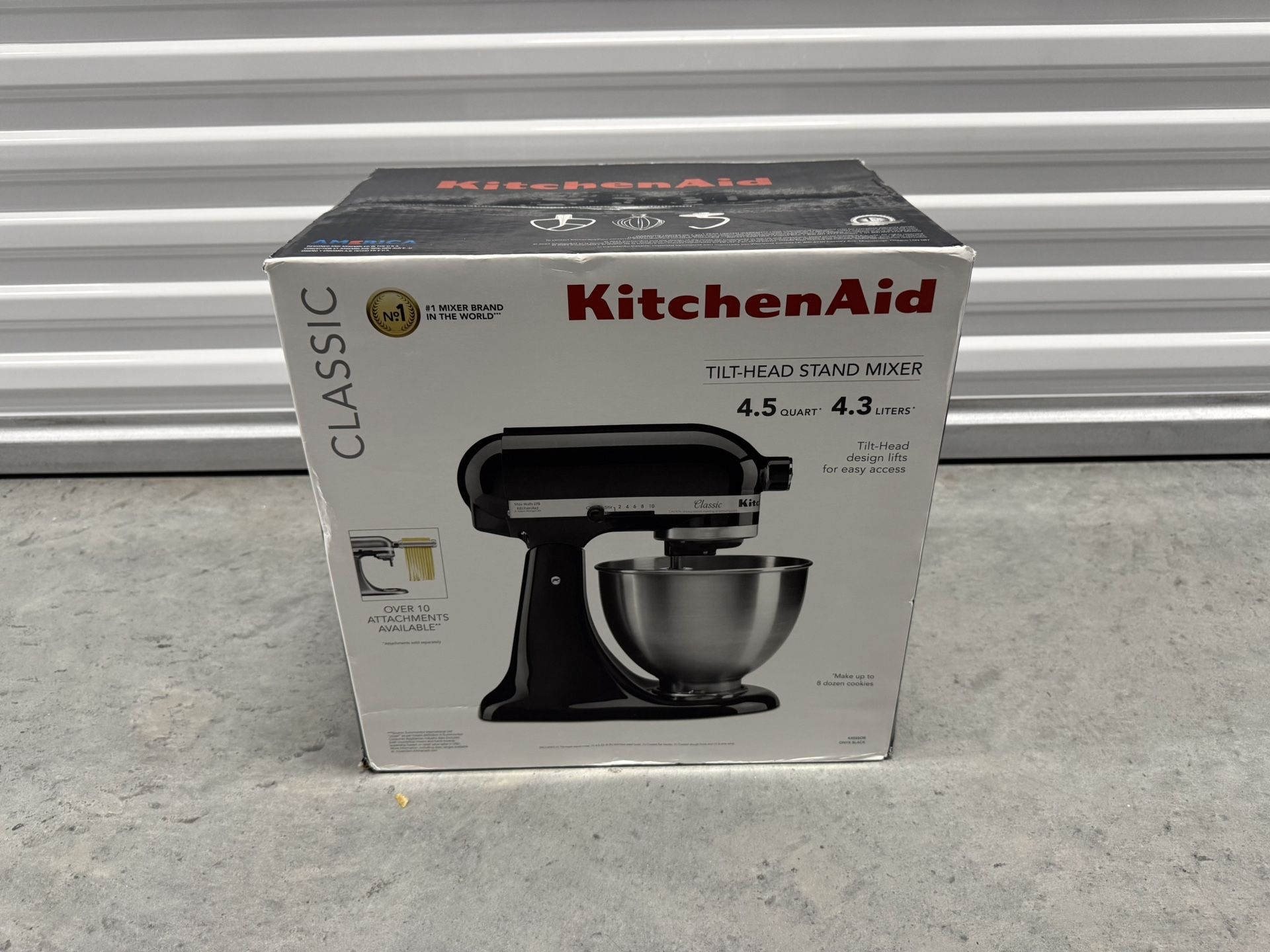 KitchenAid Classic Series 4.5-Quart Tilt-Head Stand Mixer- Onyx