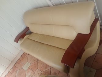 REAL LEATHER SOFA WITH MAHOGANY WOOD