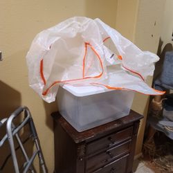 2 latge zipper bags both for $5