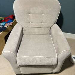 Gray Rocker With Ottoman