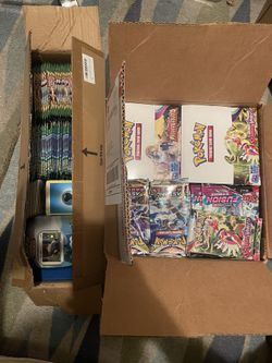Pokémon And Comics Lot