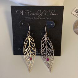 925 Silver Earrings With Ruby