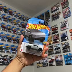 Tesla Cybertruck Hotwheels 