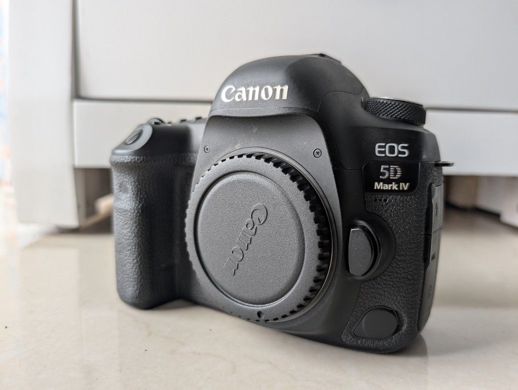 Canon 5D Mark 4