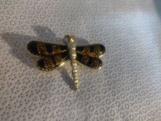 Gold-tone Dragonfly Pin