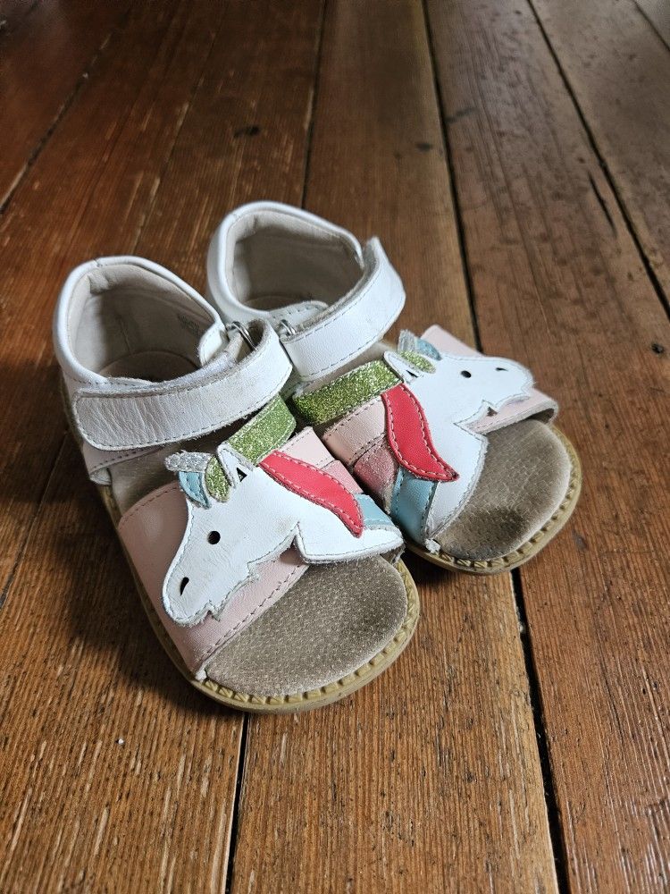 Livie and Luca Unicorn Sandles