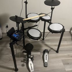 Alesis Nitro Max Kit Electric Drum Set with Quiet Mesh Pads