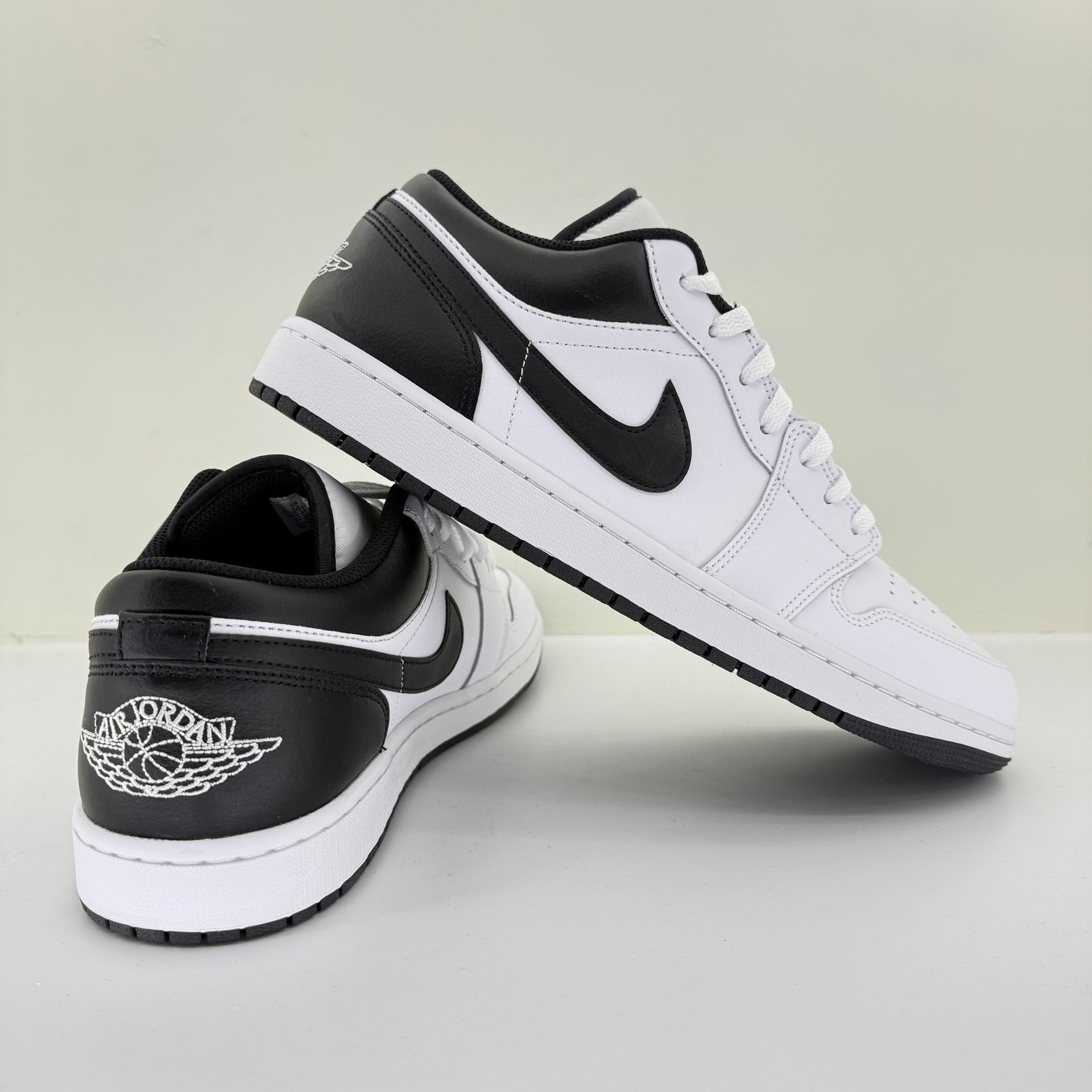 Nike Air Jordan 1 Low White/Black "Reverse Panda" Brand New [553558-132] Size 12