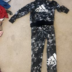 Boys Winter Clothes Brand Name . I Have More Then This But Wont Allow More Pics 